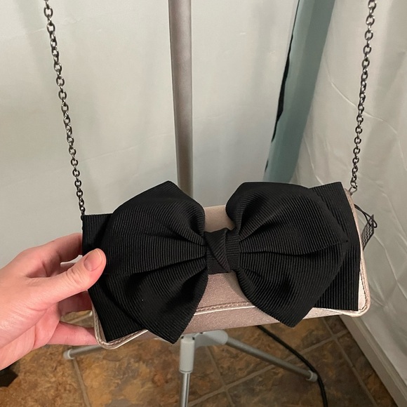 Big bow‎ purse with long chain NWT - Picture 1 of 7